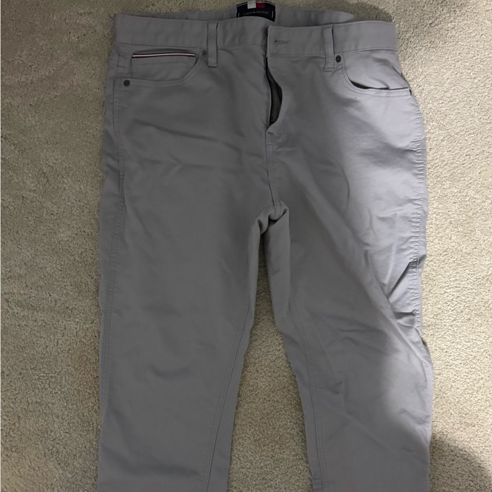 Tommy Hilfiger Light Gray Chinos 36/32